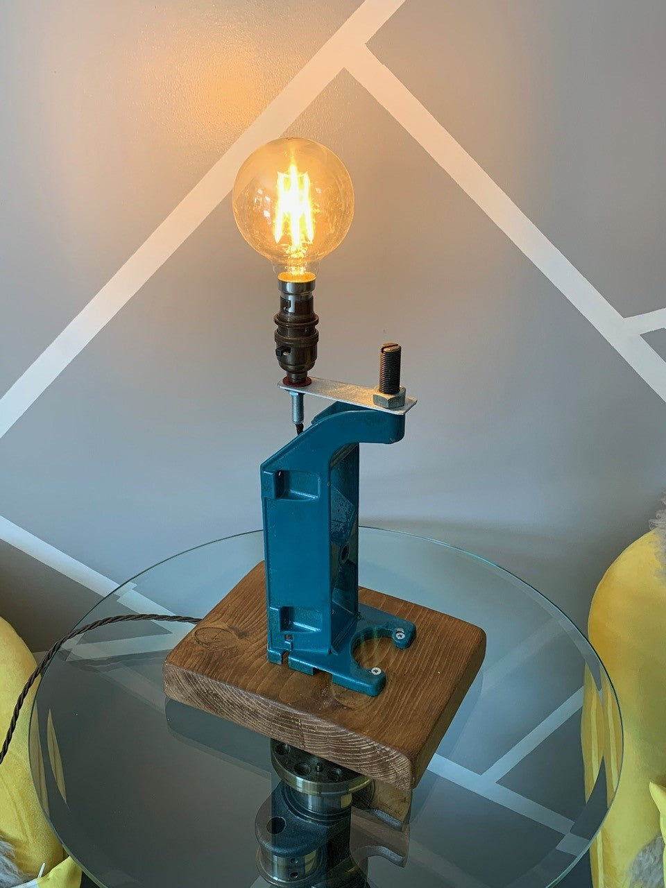 Turbo Encabulator table lamp